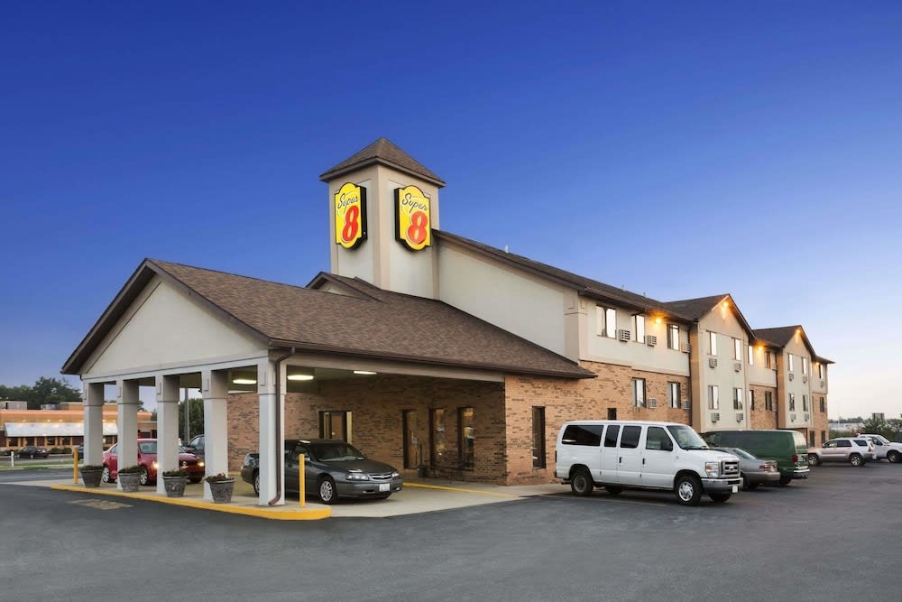 Super 8 by Wyndham Mount Vernon, IL 1