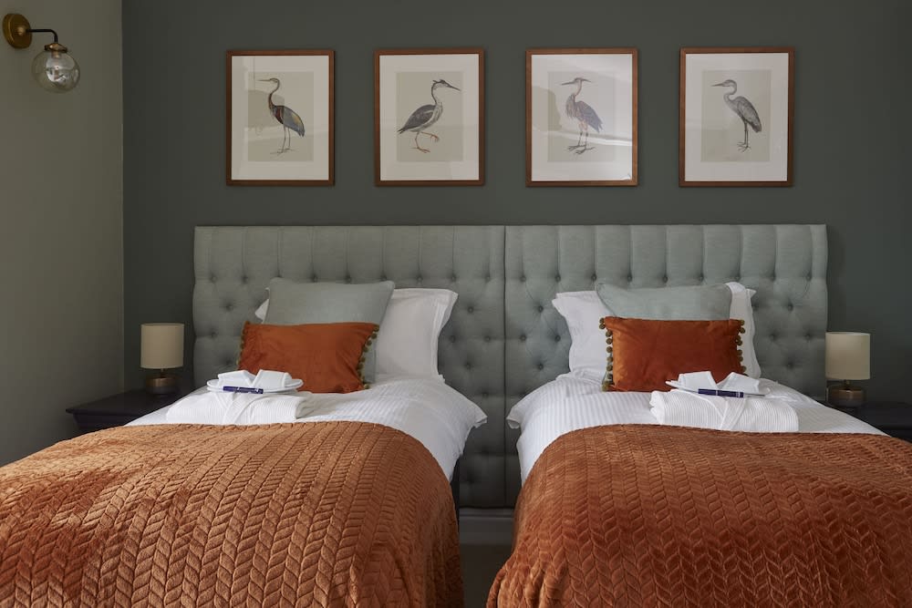 Sentry Mead, Totland Best deals