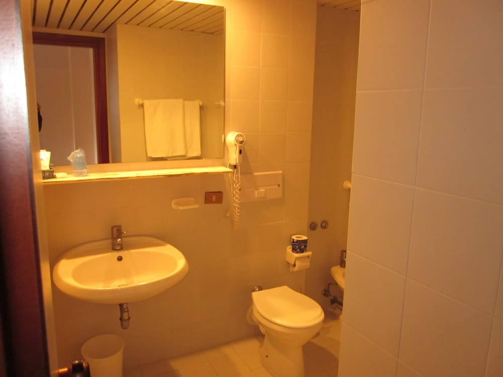 Hotel Villaggio Calaghena 4