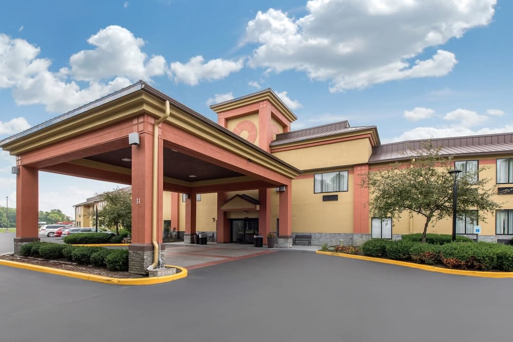 Quality Inn & Suites Brownsburg - Indianapolis West 1