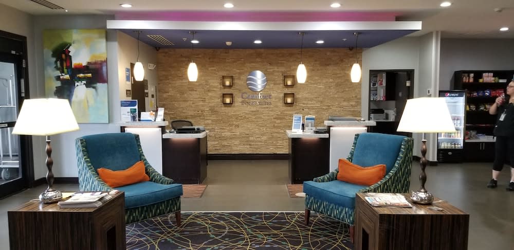 Comfort Inn & Suites Tulsa I-44 West - Rt 66 4