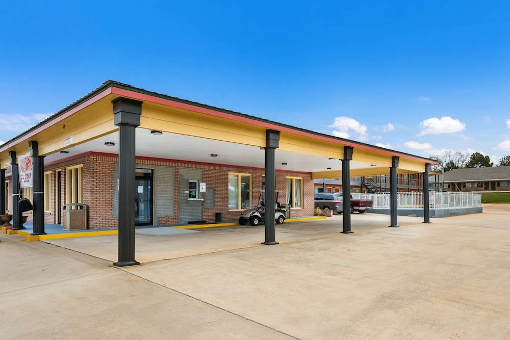 Econo Lodge Russellville 1