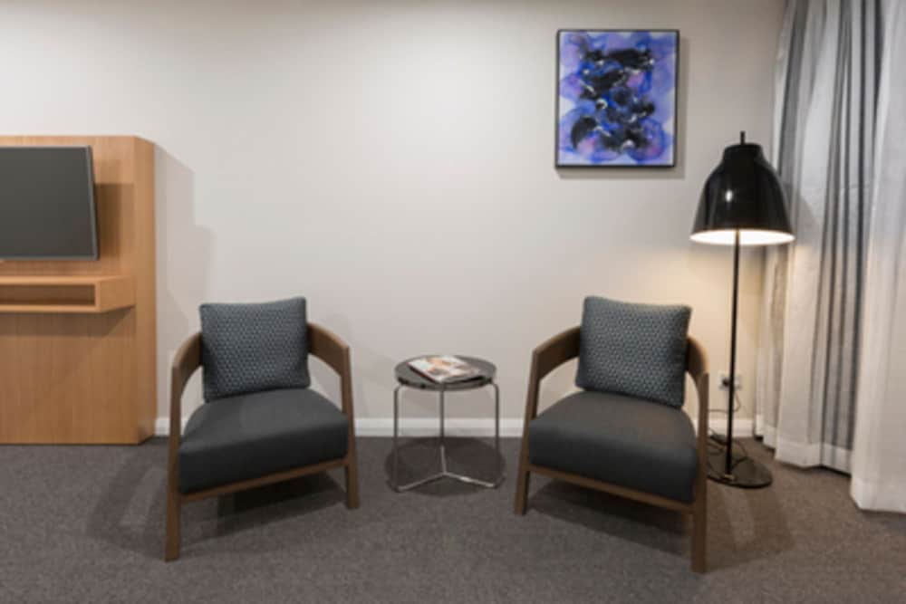 Avenue Hotel Canberra 4