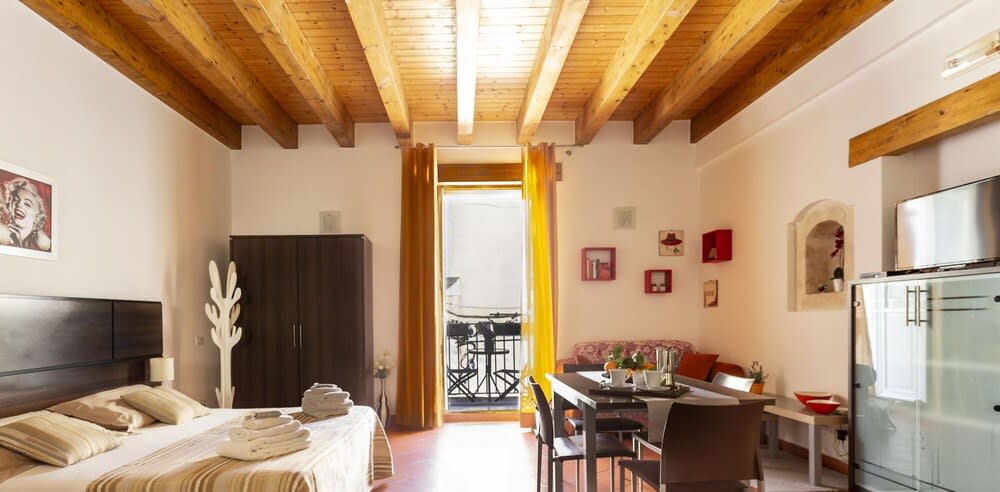 Salomone Apartment 3 by Wonderful Italy 1