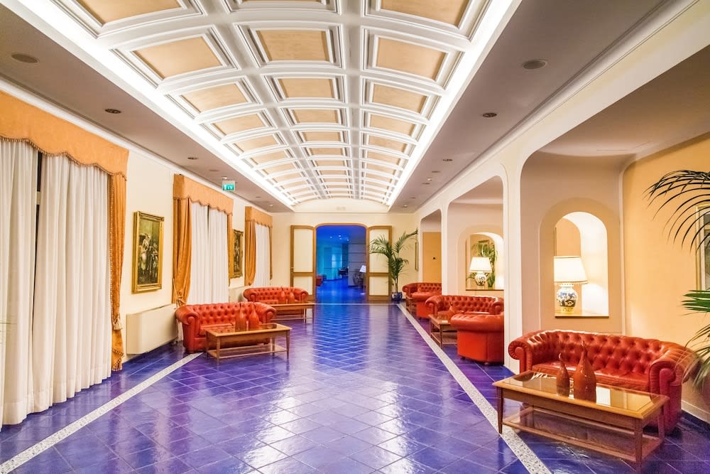 Lloyd's Baia Hotel 3