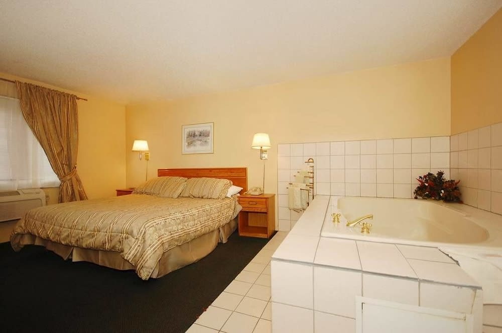 Americas Inn 2