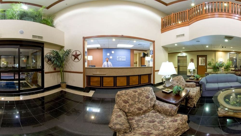 Holiday Inn Express & Suites HOUSTON - MEMORIAL PARK AREA by IHG 2