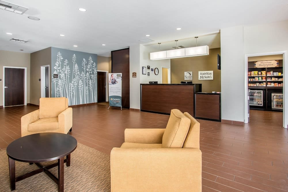 Sleep Inn & Suites Meridian - Bonita Lakes 2