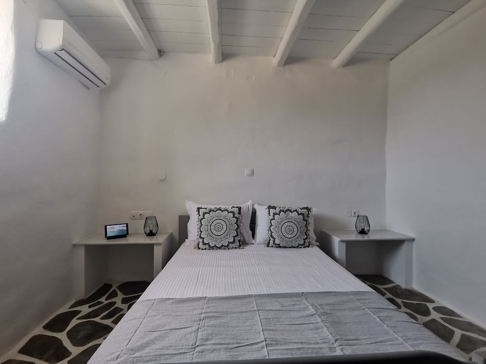 Soros Beach Antiparos 2