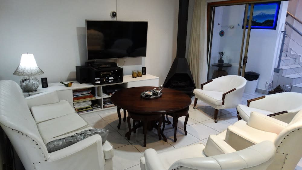 Sleepers Villa Guesthouse 2