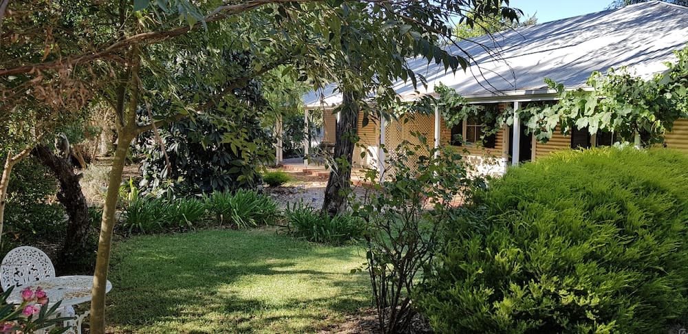Amy's House Bed & Breakfast 1