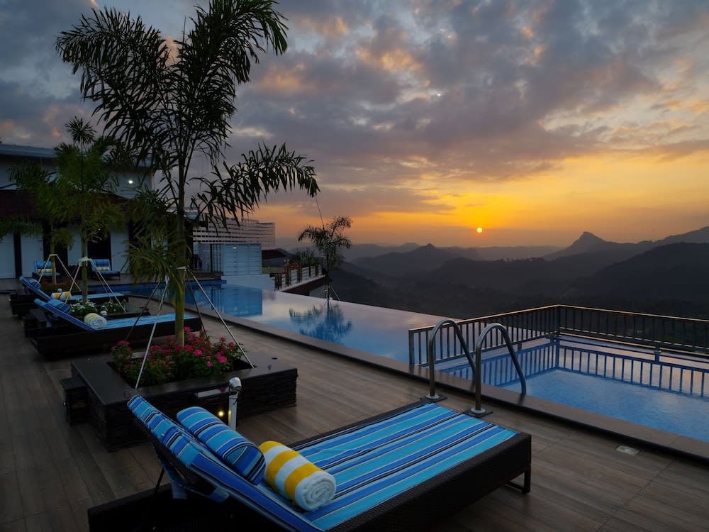 The Panoramic Getaway 1