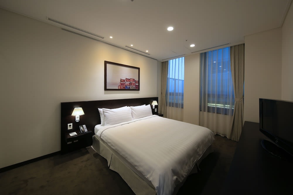 Orakai Insadong Suites 3