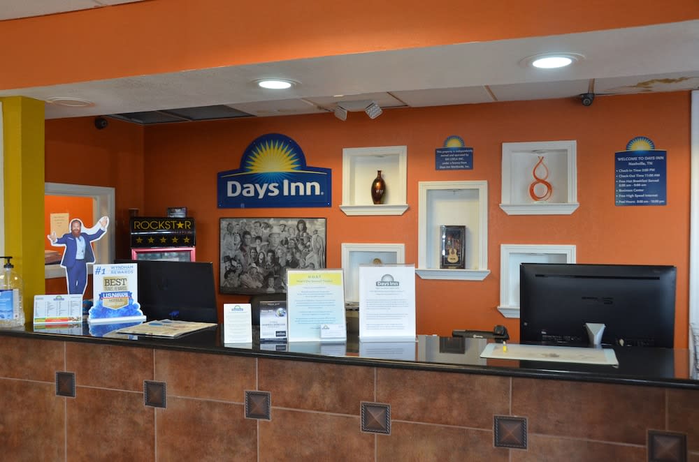 Days Inn by Wyndham Airport Nashville East 3