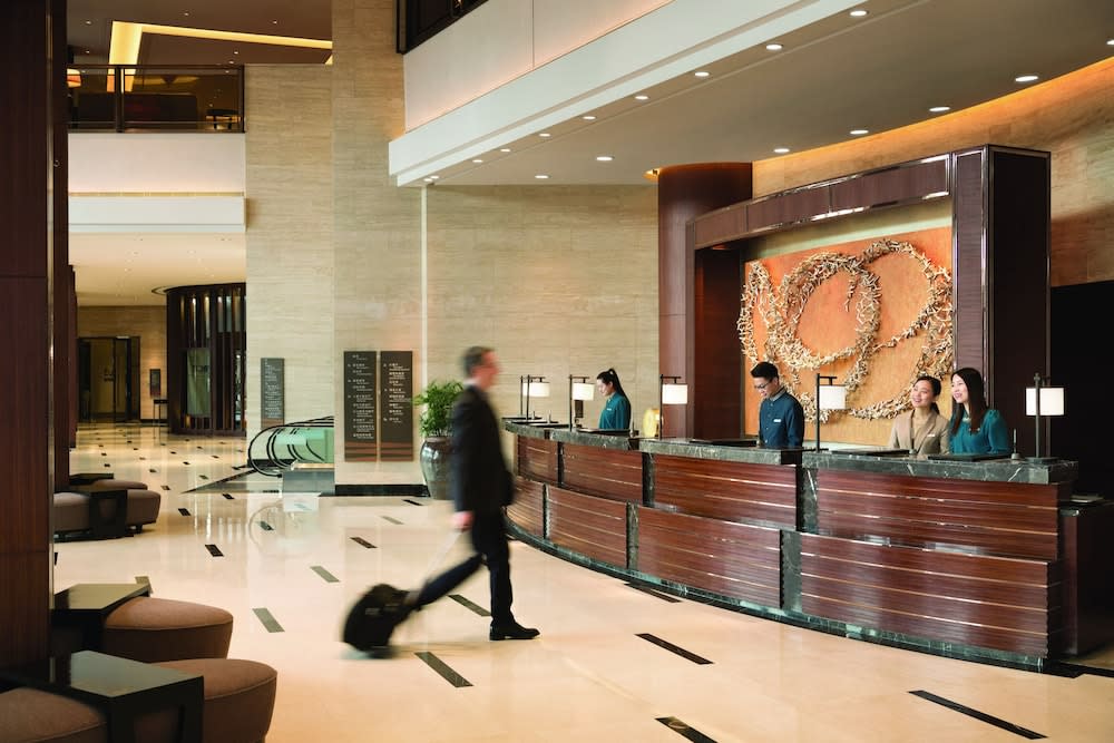 Kerry Hotel Pudong, Shanghai - Indoor Connecting to Shanghai New International Expo Centre 2