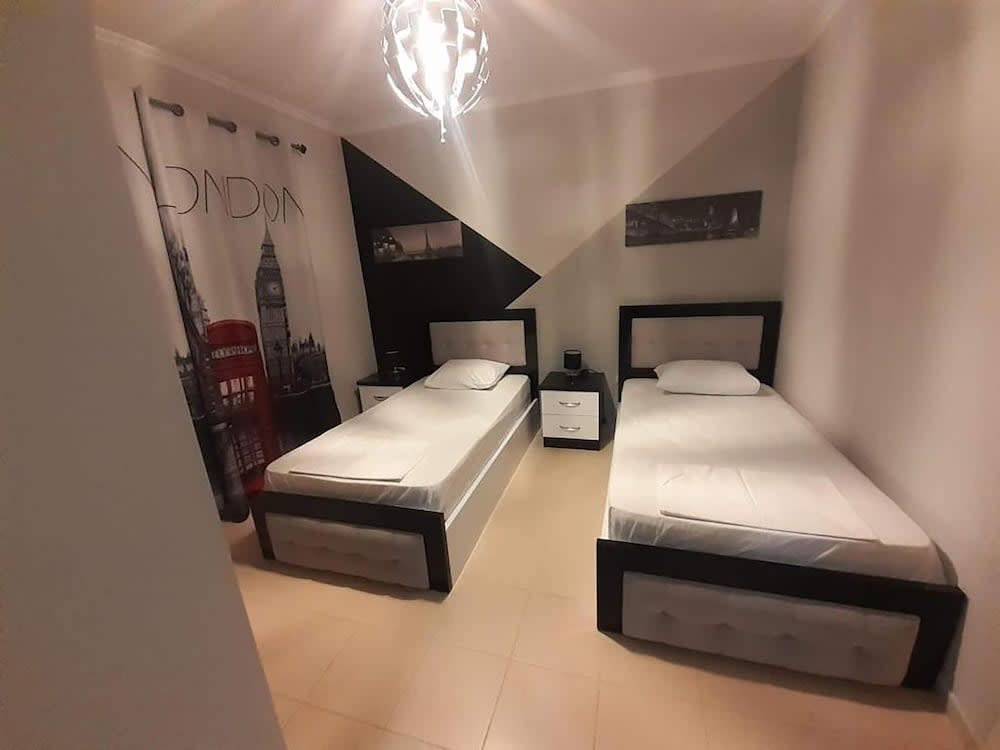 Hotel Vila Alvin & Apartments 4