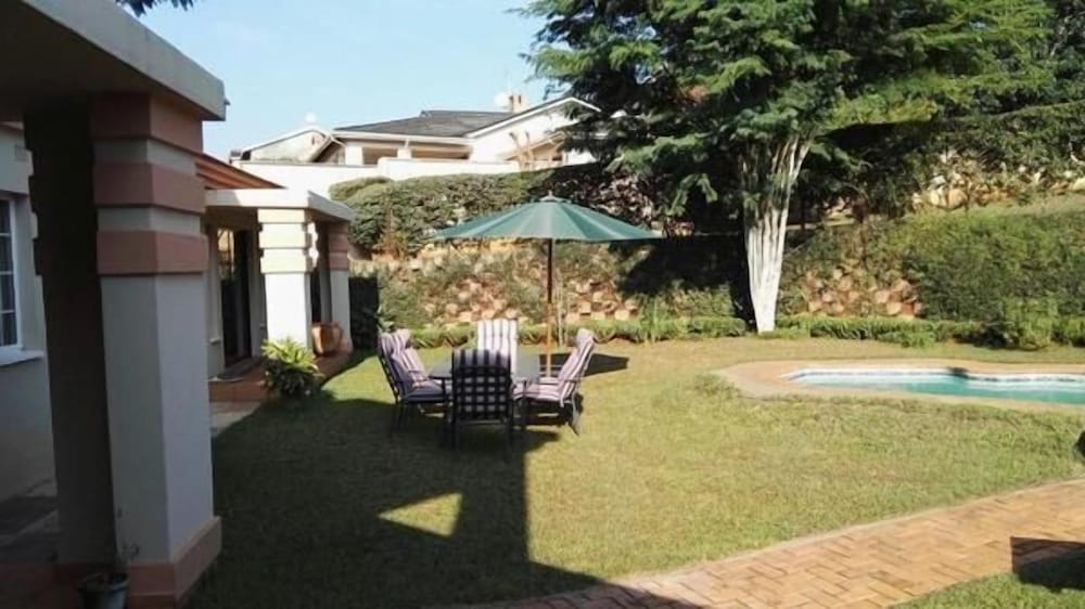 Ezulwini Guest House 1