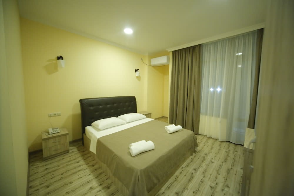 Hotel Comfort 1