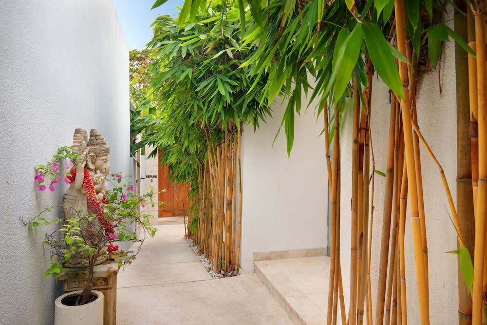The Jimbaran Beach Villa by Ini Vie Hospitality 2