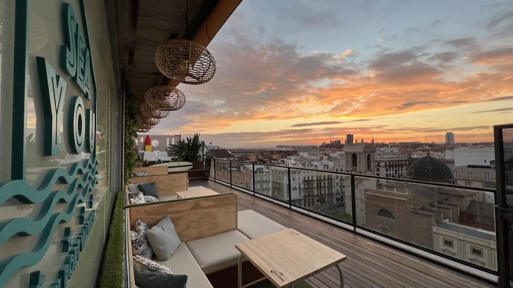 Sea You Hotel Port Valencia 1