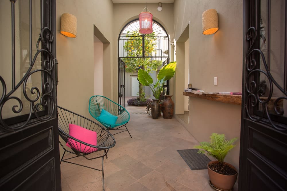 Hotel Mamá Carlota 1