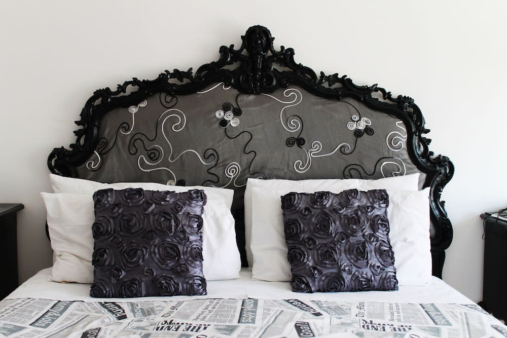 Gallery Guesthouse 1