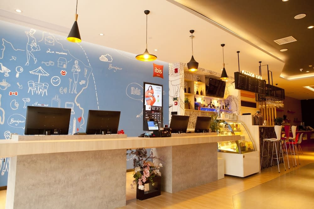 ibis Tianjin Railway Station Hotel 2
