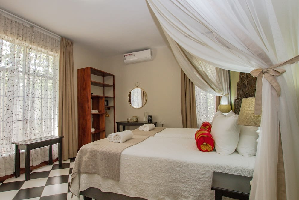 528 Victoria Falls Guest House 2