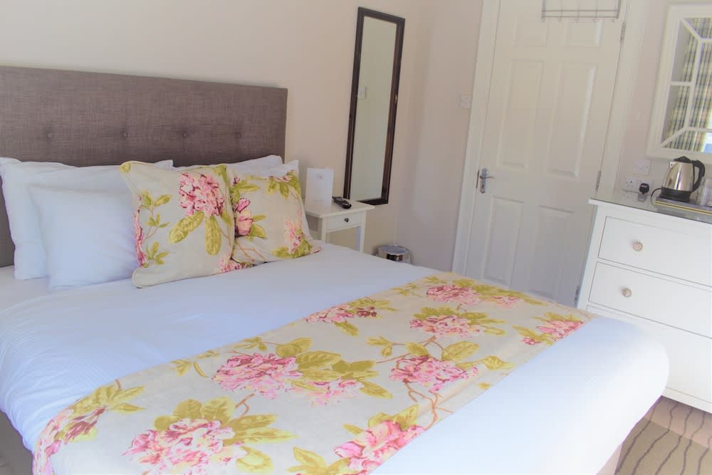 Tom Dick and Harriet's Accommodation 4