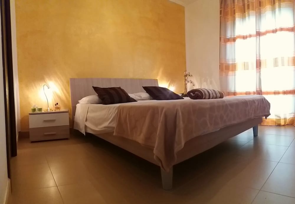 Villa A DUE PASSI DAL MARE 2