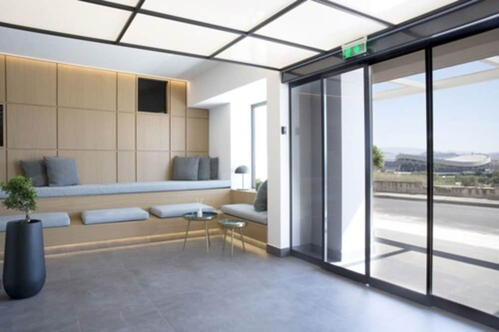 The Alex Monte Kastella, Santikos Collection 2