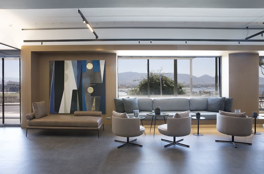 The Alex Monte Kastella, Santikos Collection 1