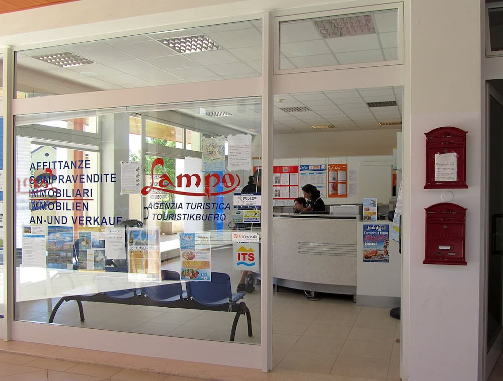 Farnie Lido Altanea 2