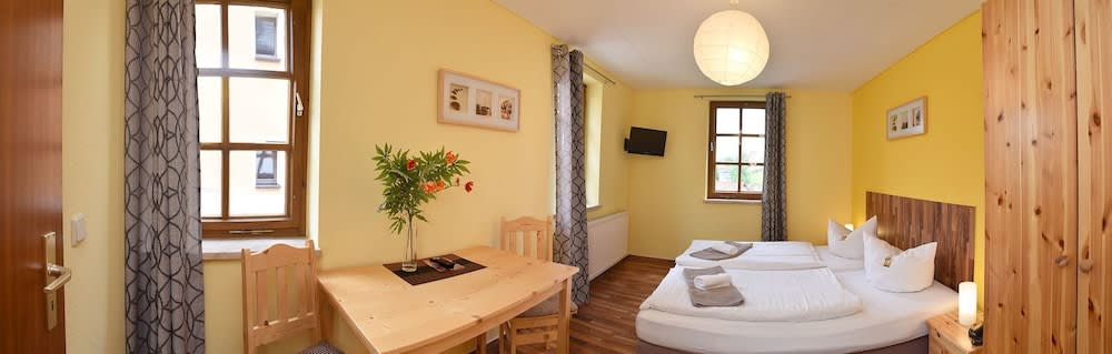 Thüringer Landhotel Edelhof 2
