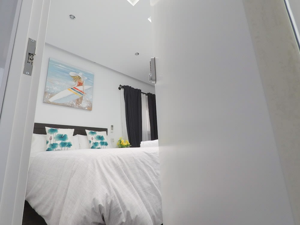 AYZ Frailes - Auto check-in property 4