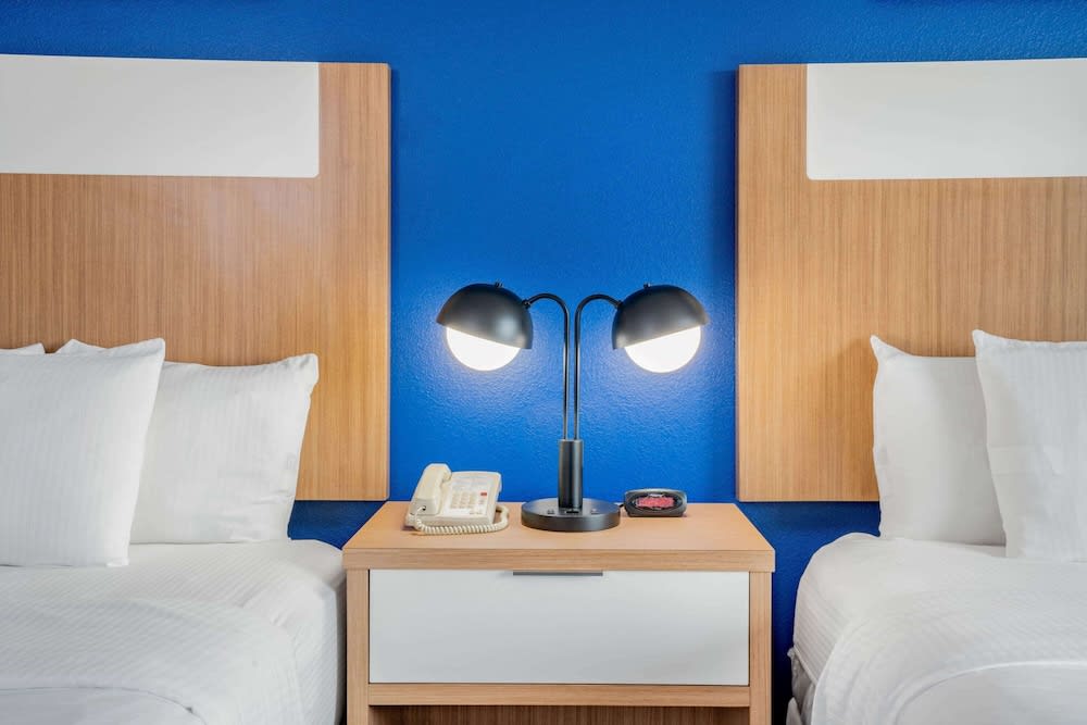 La Quinta Inn & Suites Katy-Mills by Wyndham Katy 5