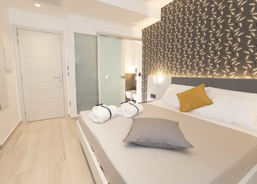 Thalya Luxury Rooms 2