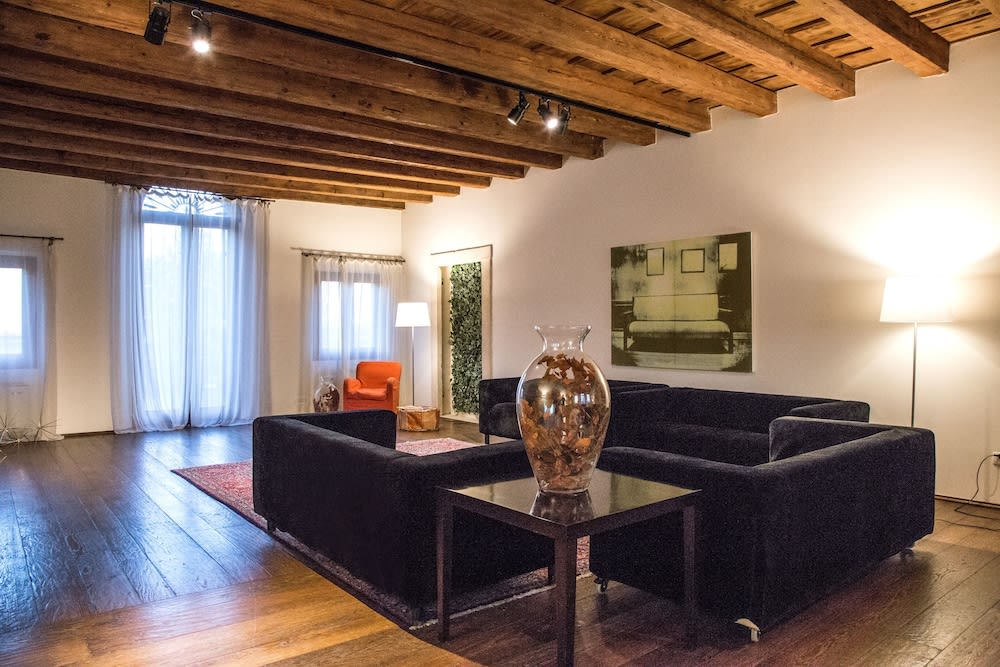 Relais Villa Ormaneto 2