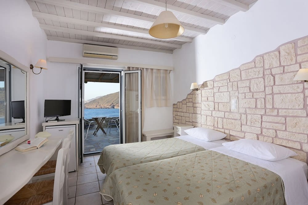 Albatros Club Mykonos 3