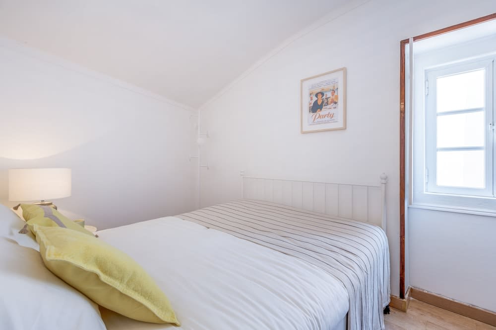 Light Filled Typical Apartment at Alfama, By TimeCooler 2
