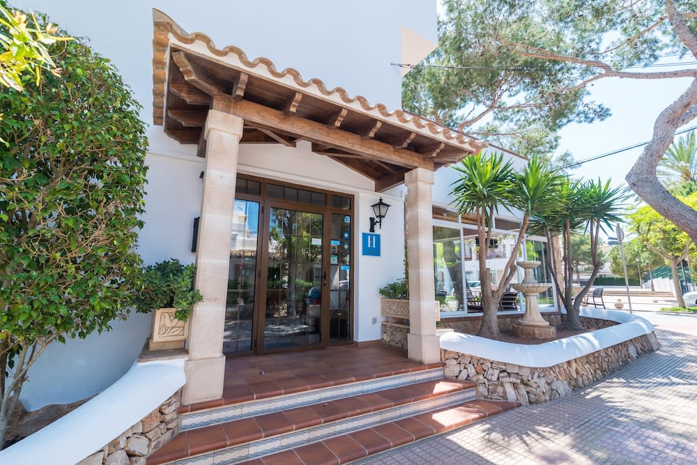 Hotel Ses Puntetes 5