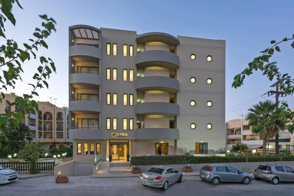 Icarus Suite Apartments 1