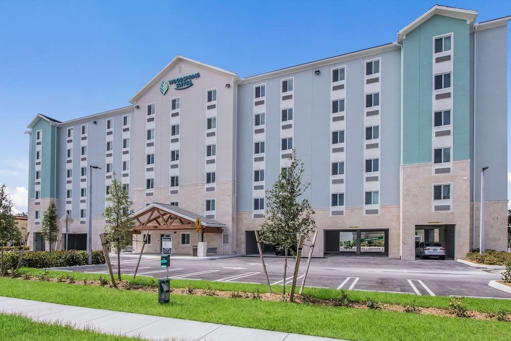 WoodSpring Suites Doral Miami Airport 1