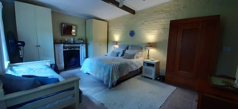 Abigail's Garden Cottage 2