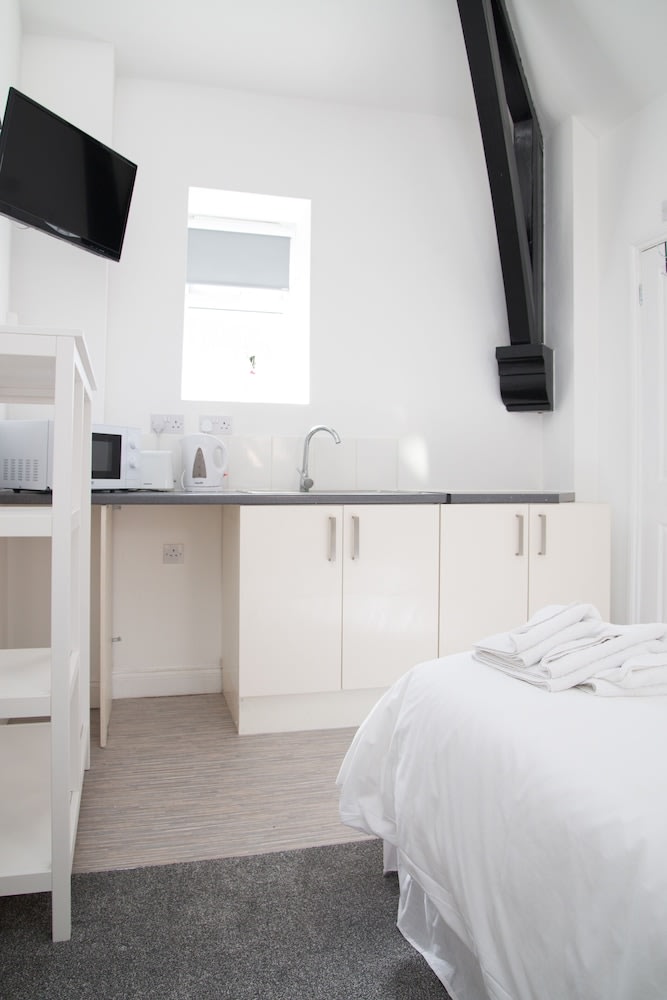 TLK Apartments & Hotel - Beckenham 5