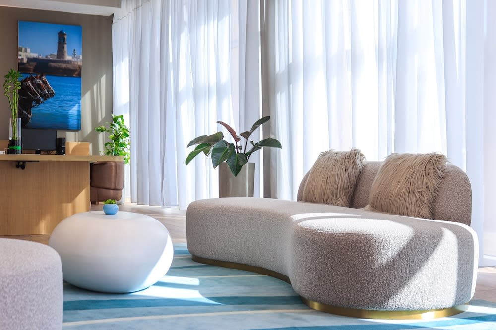 Citadines Al Ghubrah Muscat 5