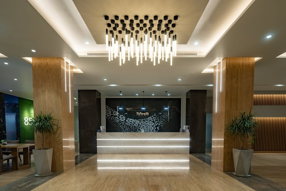 Citadines Al Ghubrah Muscat 3