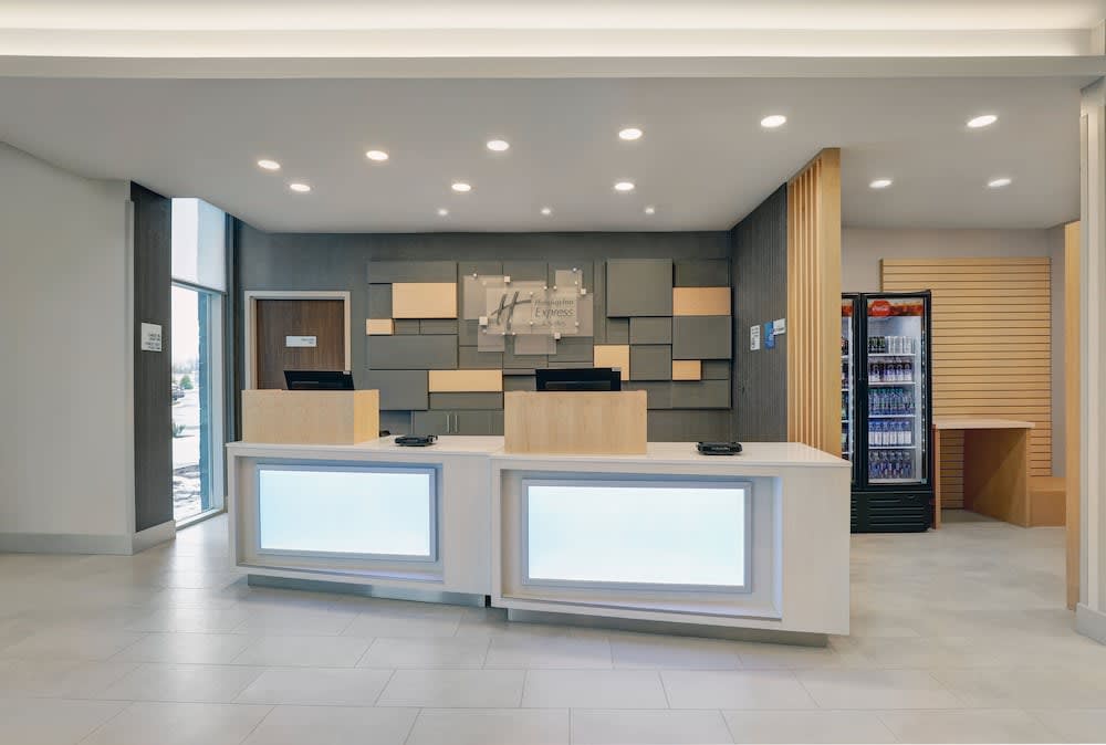 Holiday Inn Express & Suites COLLINGWOOD by IHG 2