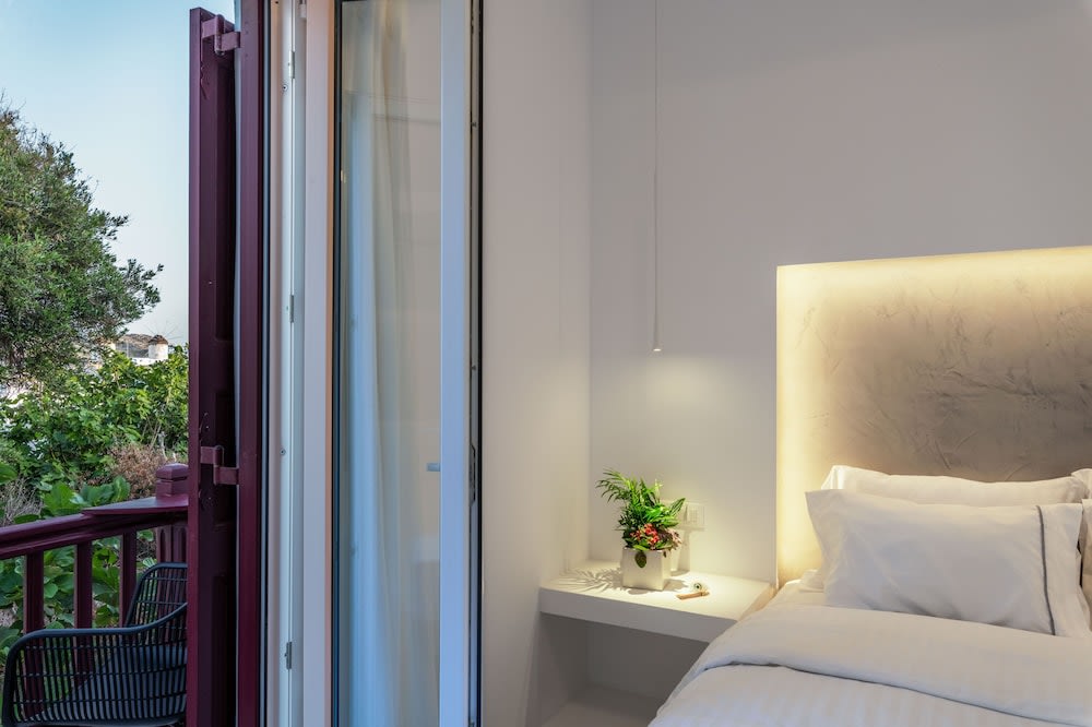 Sunset Paraportiani Rooms 5