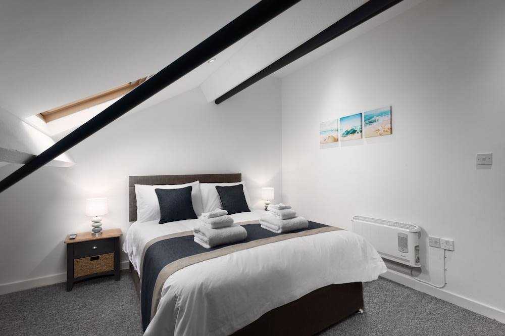McLaren House Seahouses 1